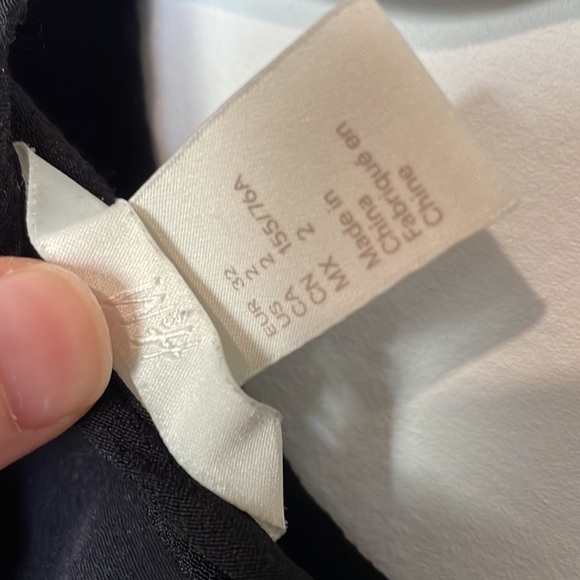 H&M black basic blouse - Picture 3 of 3